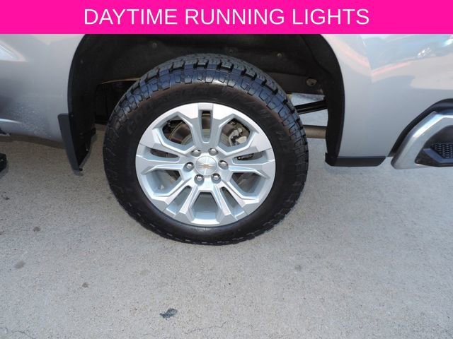 Certified 2025 Chevrolet Silverado 1500 LTZ AWD/4WD image 11
