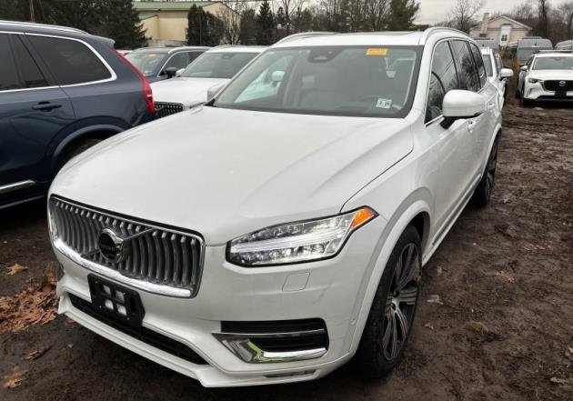 Used 2024 Volvo XC90 B6 Ultimate w/ Lounge Package