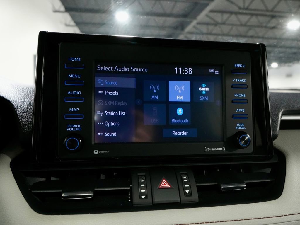 Used 2022 Toyota RAV4 XLE Premium image 20