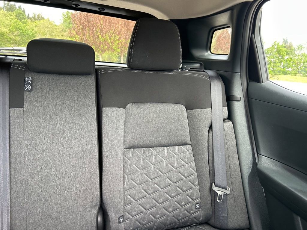 Used 2025 Nissan Kicks SV FWD image 14