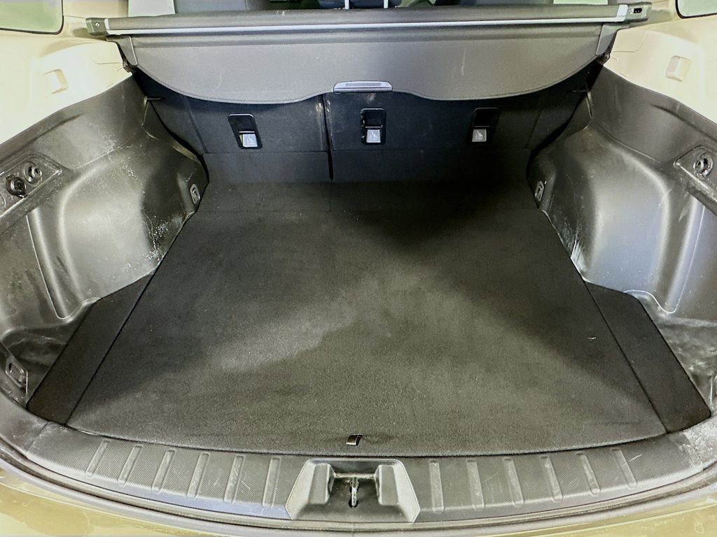 Used 2023 Subaru Forester Premium image 32