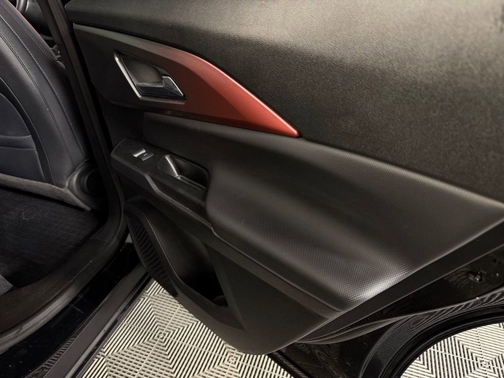 Used 2025 Chevrolet Equinox EV RS image 31