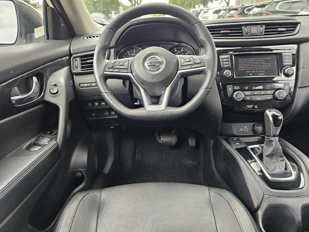 Used 2020 Nissan Rogue SL w/ Premium Package FWD image 13