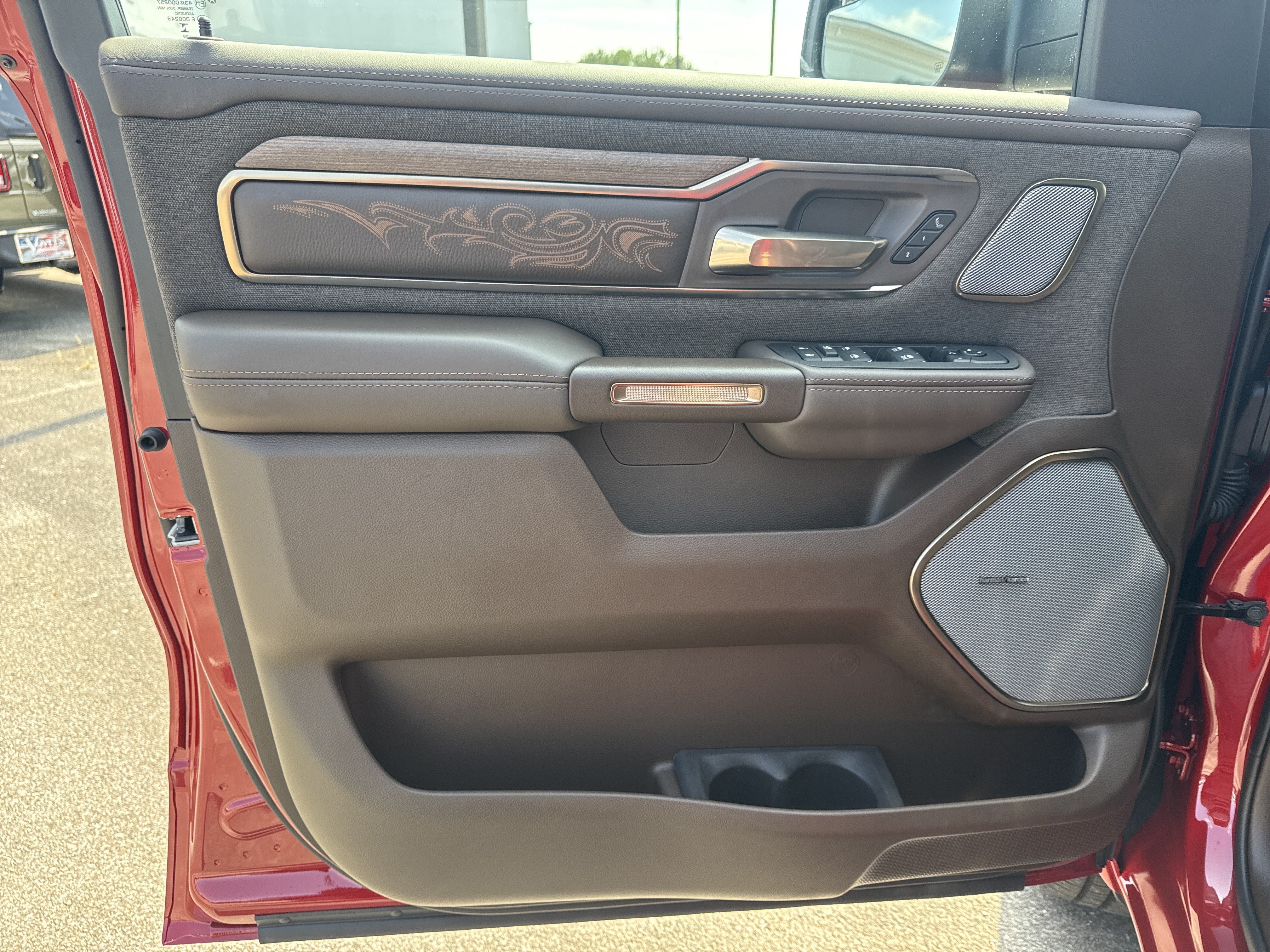 New 2026 RAM 1500 Limited AWD/4WD image 10