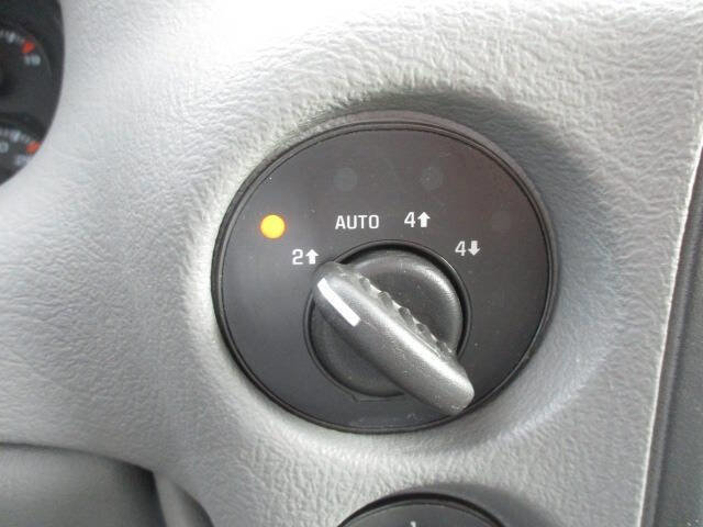 Used 2005 Chevrolet TrailBlazer LS w/ LS Preferred Equipment Group image 26