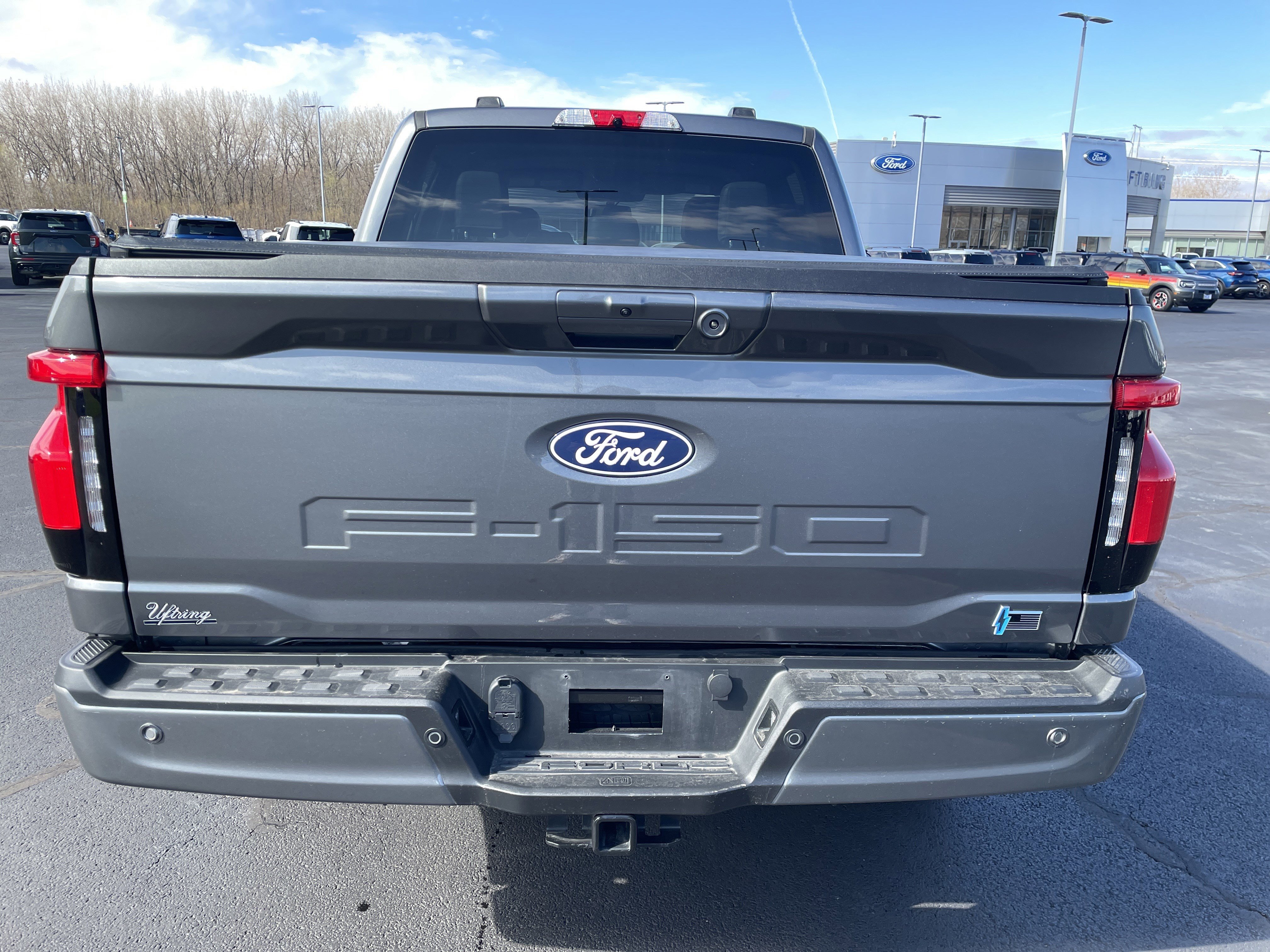 Used 2025 Ford F150 Lightning Flash image 4