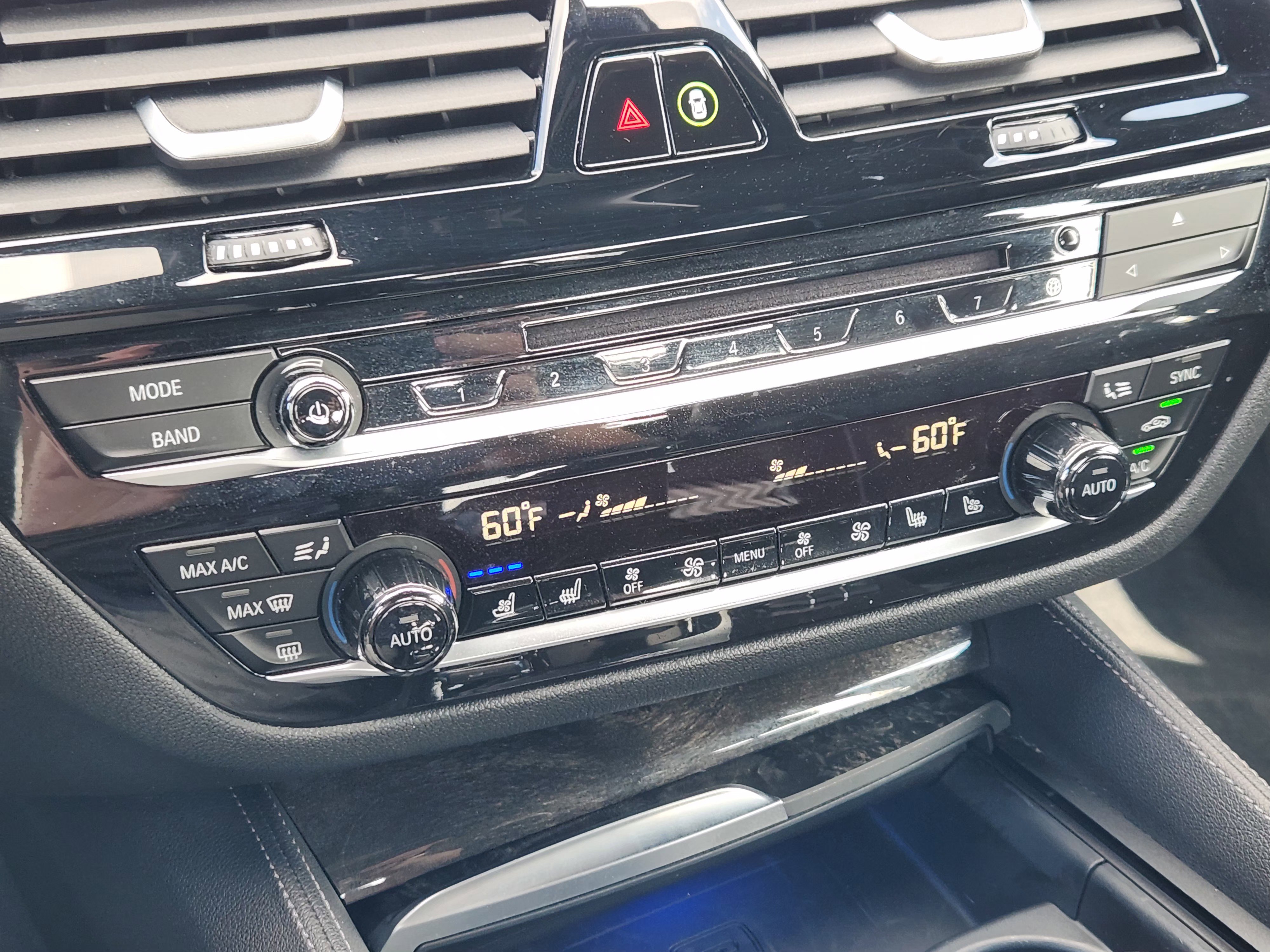 Used 2018 BMW M550i xDrive AWD/4WD image 20