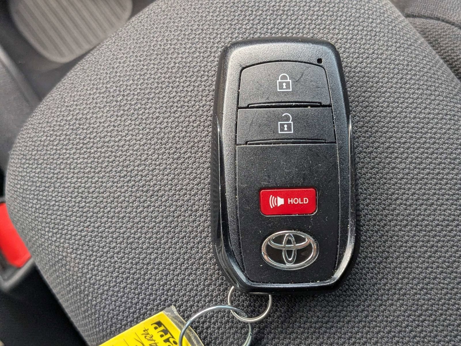 Used 2026 Toyota Corolla Cross AWD Hybrid w/ Moonroof Package image 33