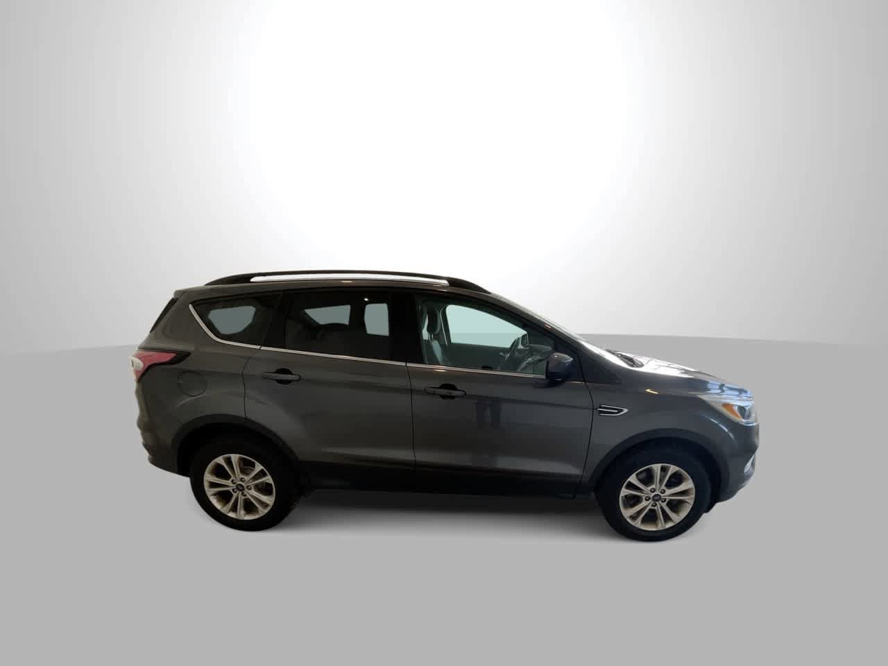Used 2018 Ford Escape SE AWD/4WD image 9