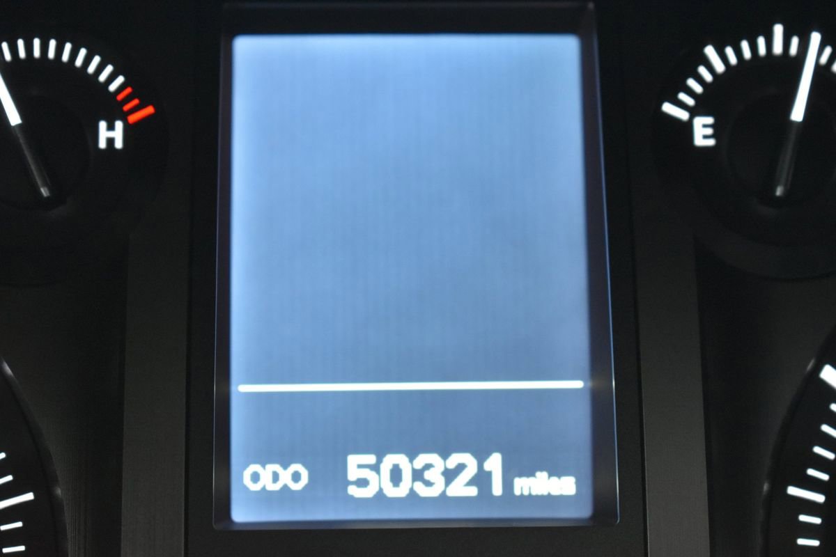 Used 2014 Lexus GX 460 w/ Premium Package image 3