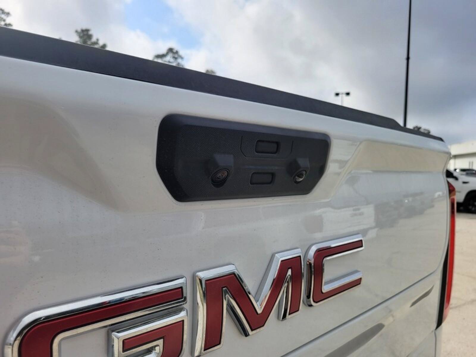 New 2026 GMC Sierra 1500 AT4 w/ AT4 Premium Package AWD/4WD image 7