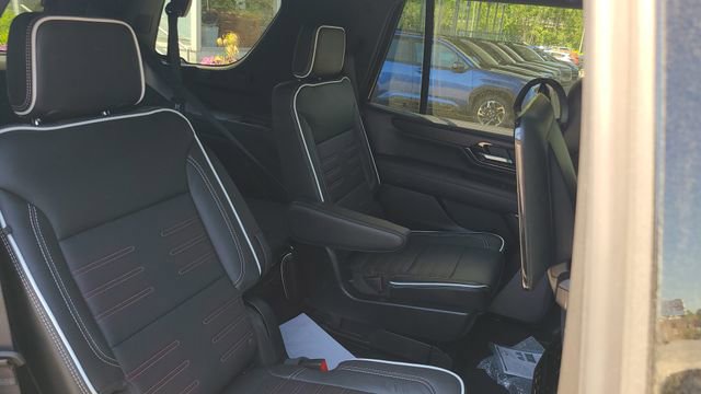 Used 2025 GMC Yukon AT4 Ultimate AWD/4WD image 22