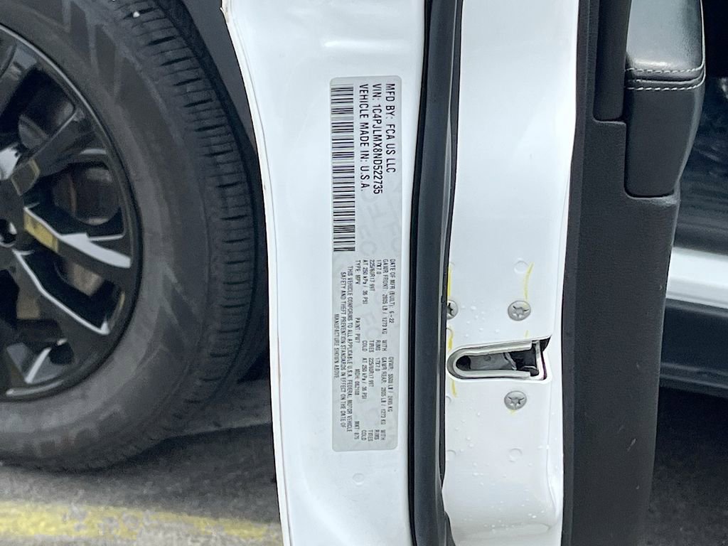 Used 2022 Jeep Cherokee Latitude Lux FWD image 28