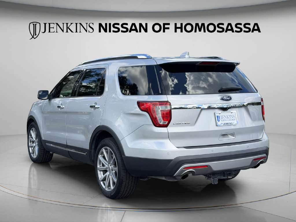 Used 2017 Ford Explorer Limited FWD image 7