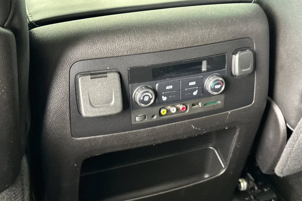Used 2016 Chevrolet Tahoe LTZ RWD image 16