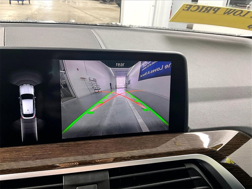 Used 2019 BMW X4 xDrive30i w/ Driving Assistance Package image 19