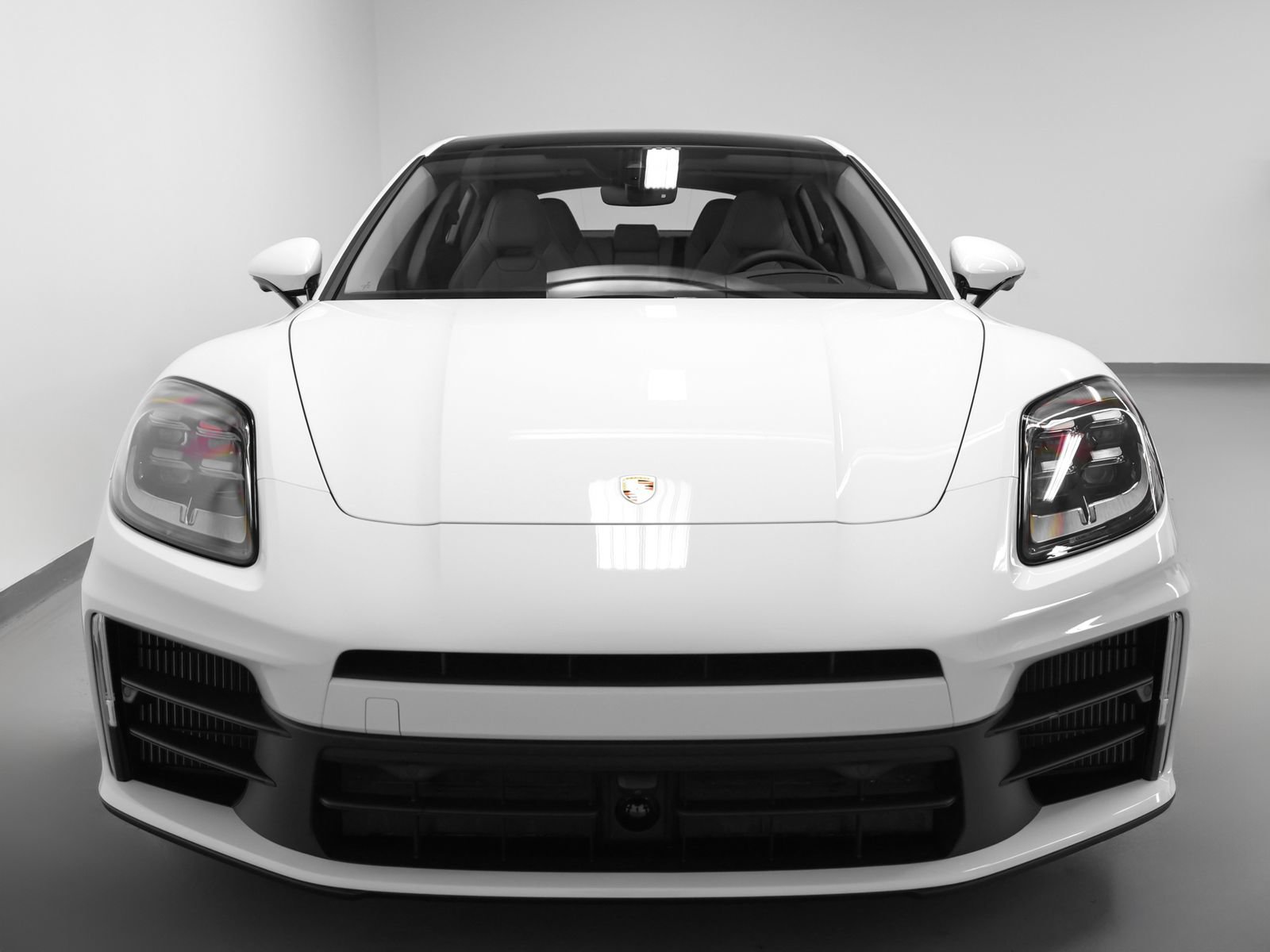 Certified 2026 Porsche Panamera 4 AWD/4WD image 8
