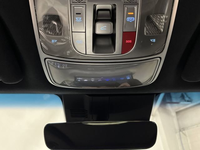 Used 2025 Genesis GV70 3.5T Sport w/ Sport Advanced Package image 29