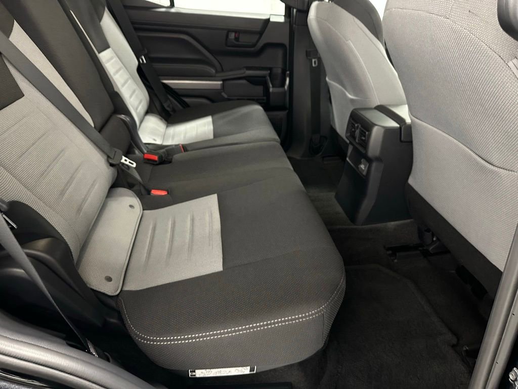 Used 2025 Toyota 4Runner TRD Off-Road image 51