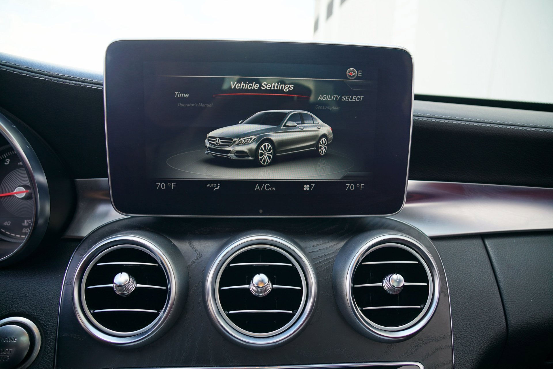 Used 2015 Mercedes-Benz C 400 4MATIC image 28