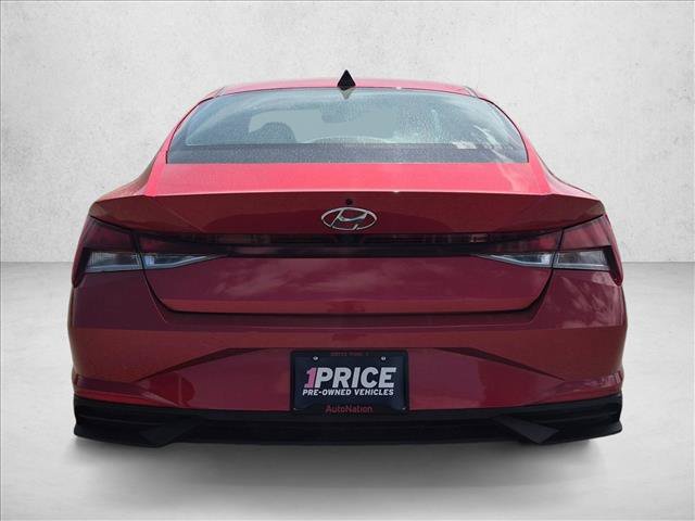 Used 2023 Hyundai Elantra SEL w/ Convenience Package FWD image 7