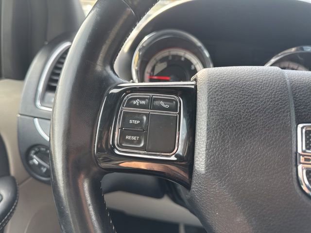 Used 2020 Dodge Grand Caravan SXT image 25