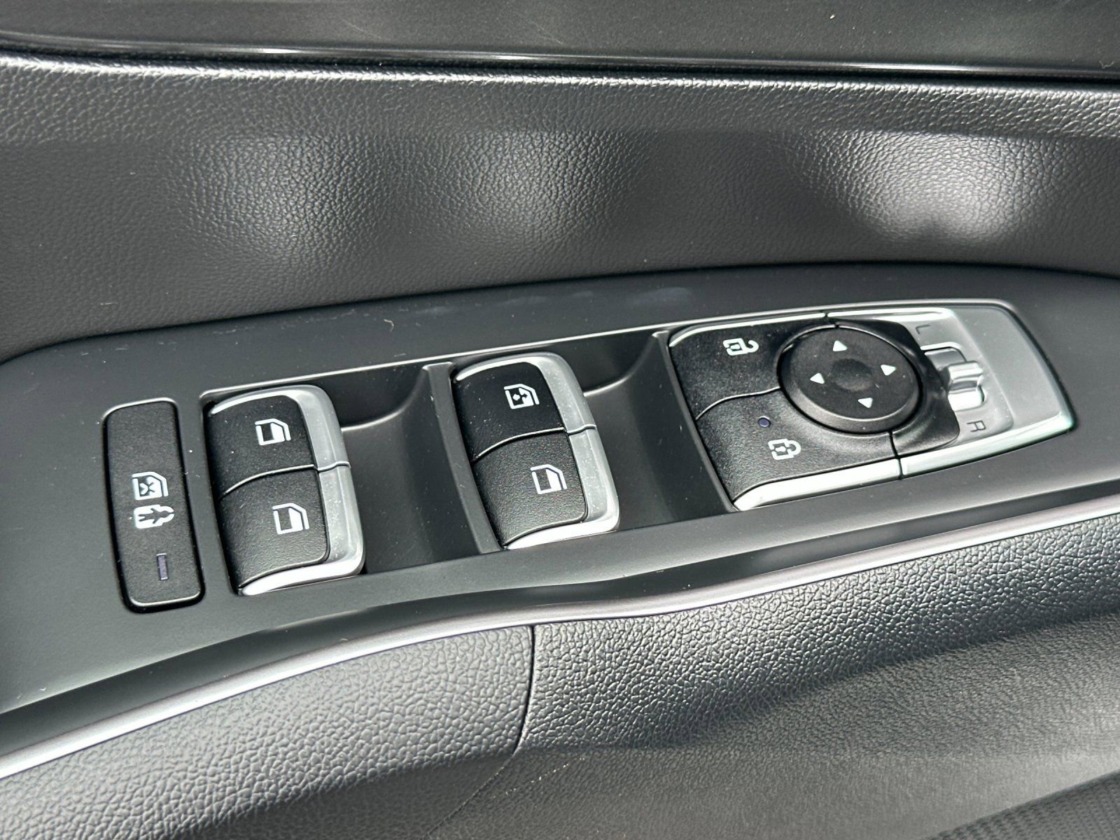 Certified 2023 Kia Sorento EX AWD/4WD image 14