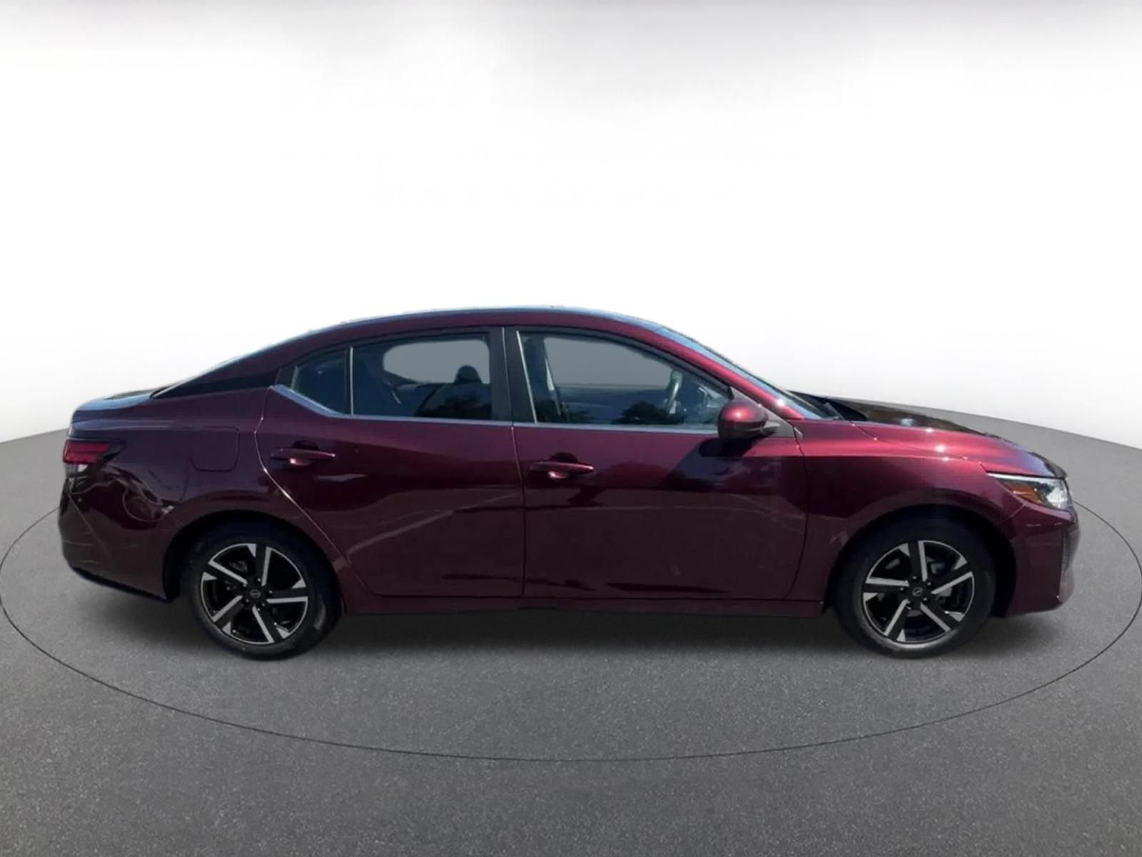 Used 2025 Nissan Sentra SV FWD image 16