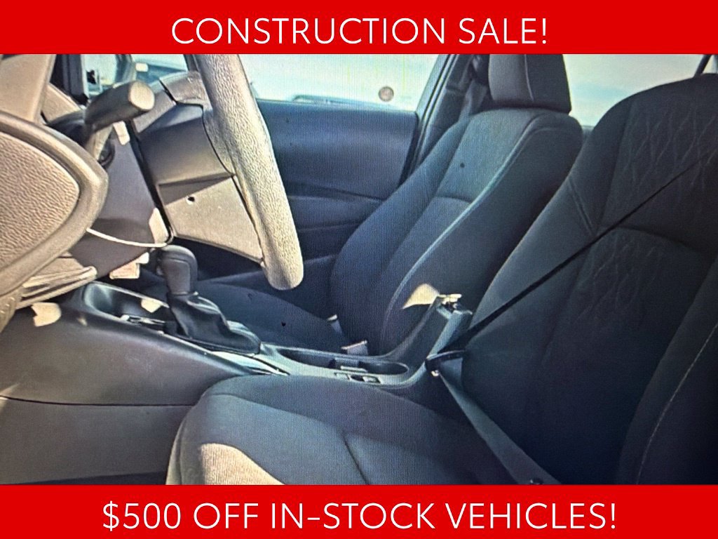 Used 2025 Toyota Corolla LE FWD image 7