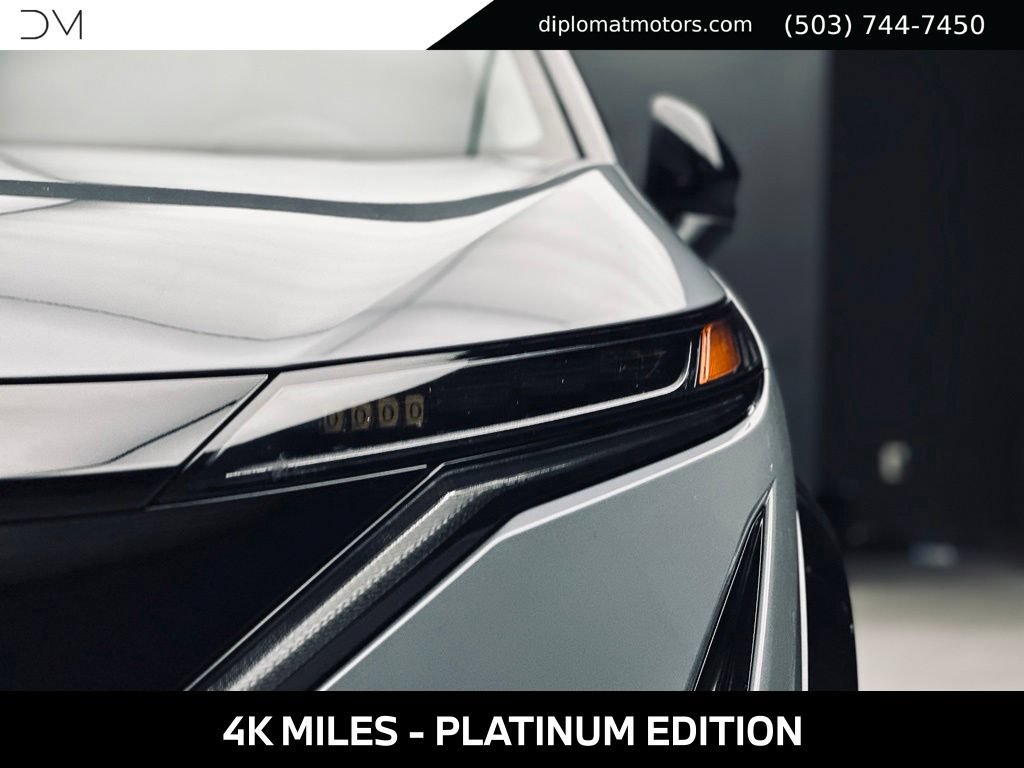 Used 2025 Nissan Ariya Platinum AWD/4WD image 13