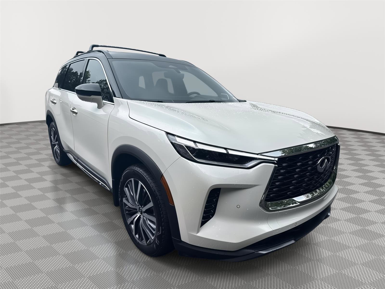 Certified 2025 INFINITI QX60 Autograph w/ Cargo Package AWD/4WD image 4