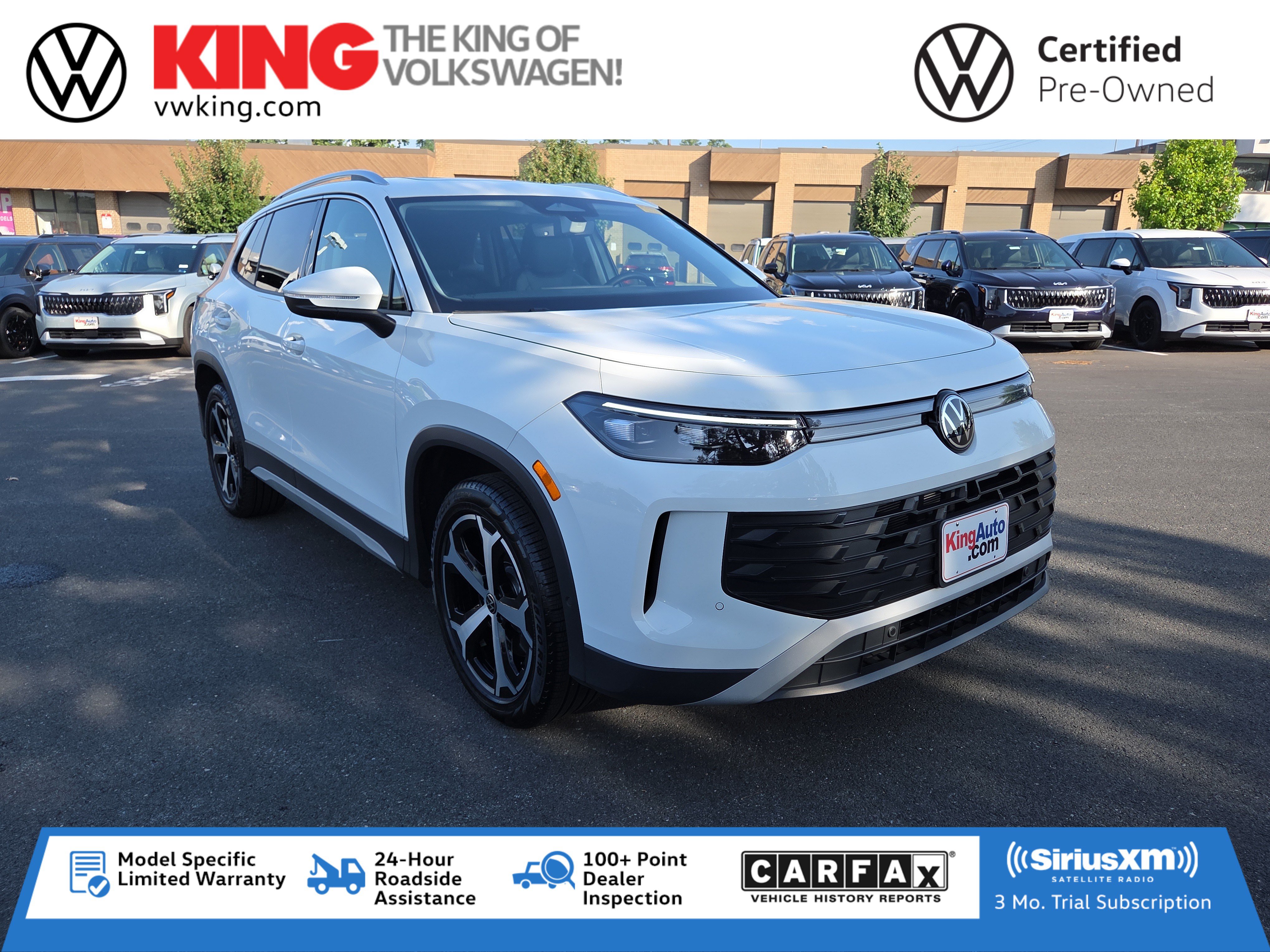 Certified 2025 Volkswagen Tiguan SE w/ Panoramic Sunroof Package