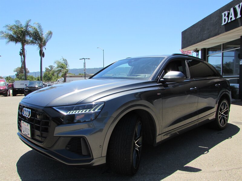 Used 2019 Audi Q8 Prestige AWD/4WD image 3