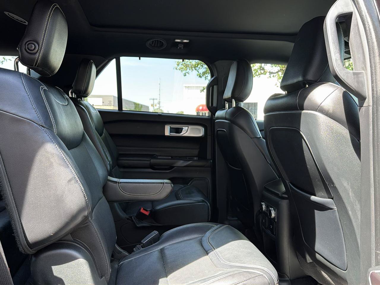 Used 2020 Ford Explorer ST w/ Premium Technology Package AWD/4WD image 33