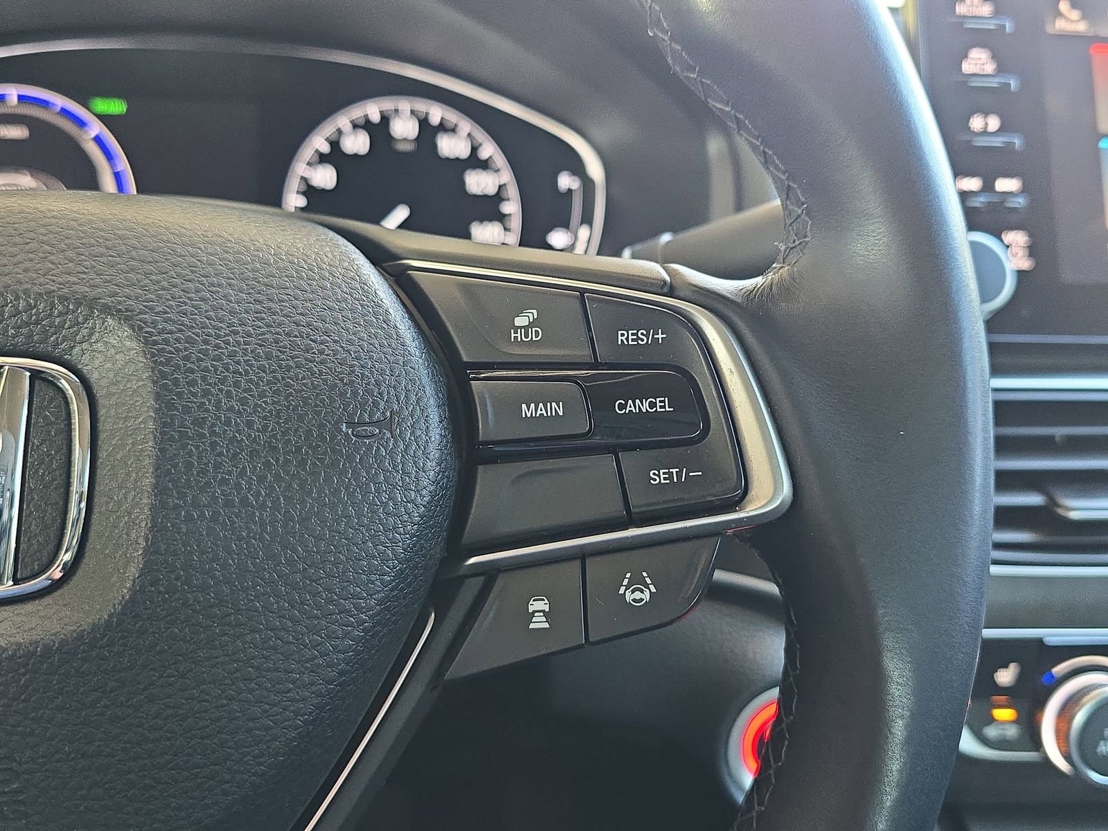 Used 2018 Honda Accord Touring image 20