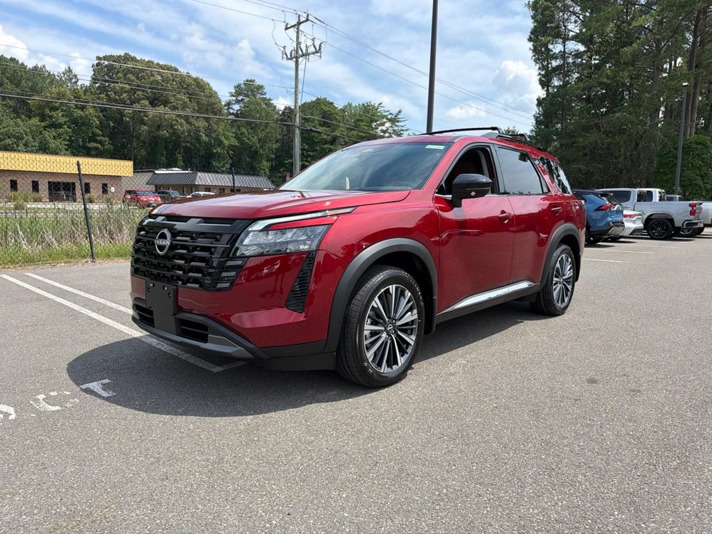 New 2026 Nissan Pathfinder Platinum AWD/4WD image 2