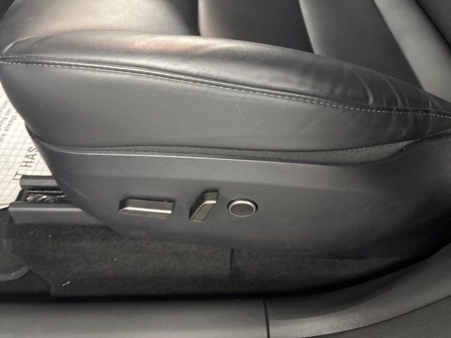 Used 2024 Tesla Model Y 2WD image 18