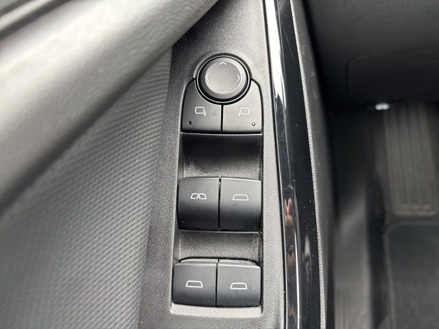 Used 2025 Chevrolet Equinox LT FWD image 15