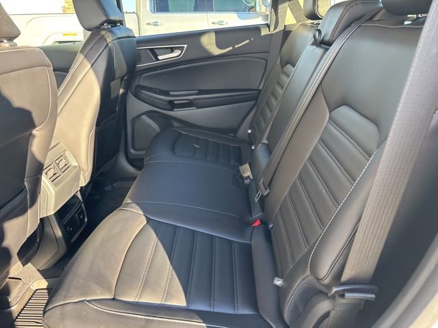 Used 2024 Ford Edge SEL w/ Convenience Package image 10