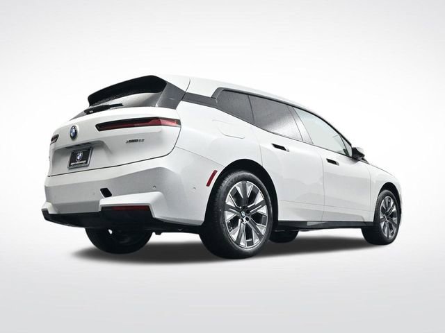 New 2026 BMW iX xDrive60 image 31