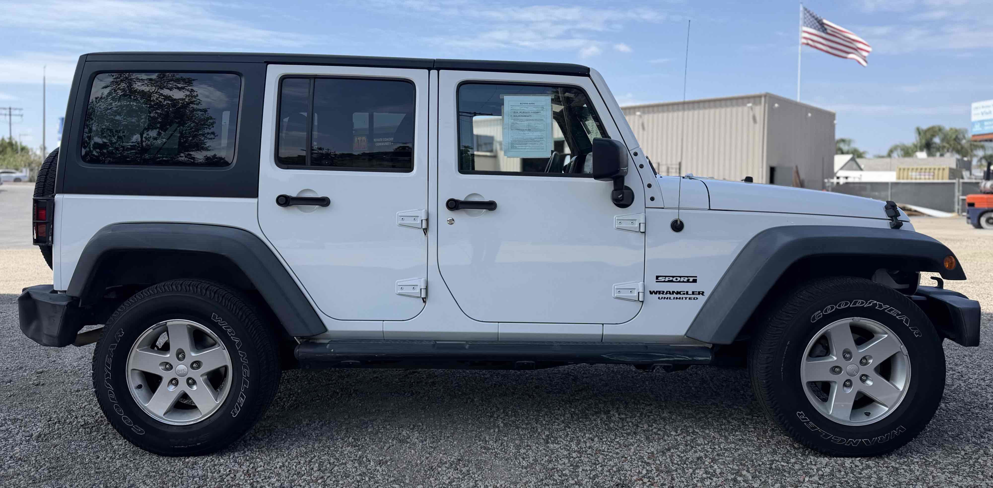 Used 2015 Jeep Wrangler Unlimited Sport w/ Quick Order Package 24S AWD/4WD image 16