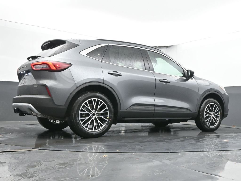 New 2026 Ford Escape SE w/ Class II Trailer Tow Package image 51