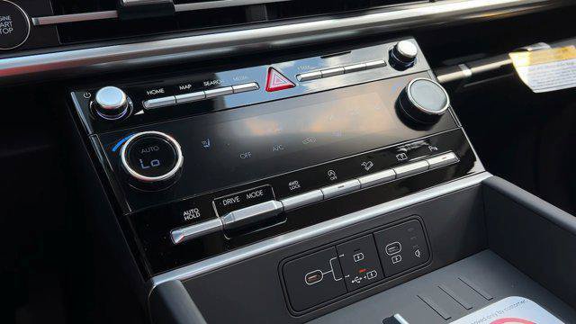 New 2025 Hyundai Santa Fe XRT AWD/4WD image 30