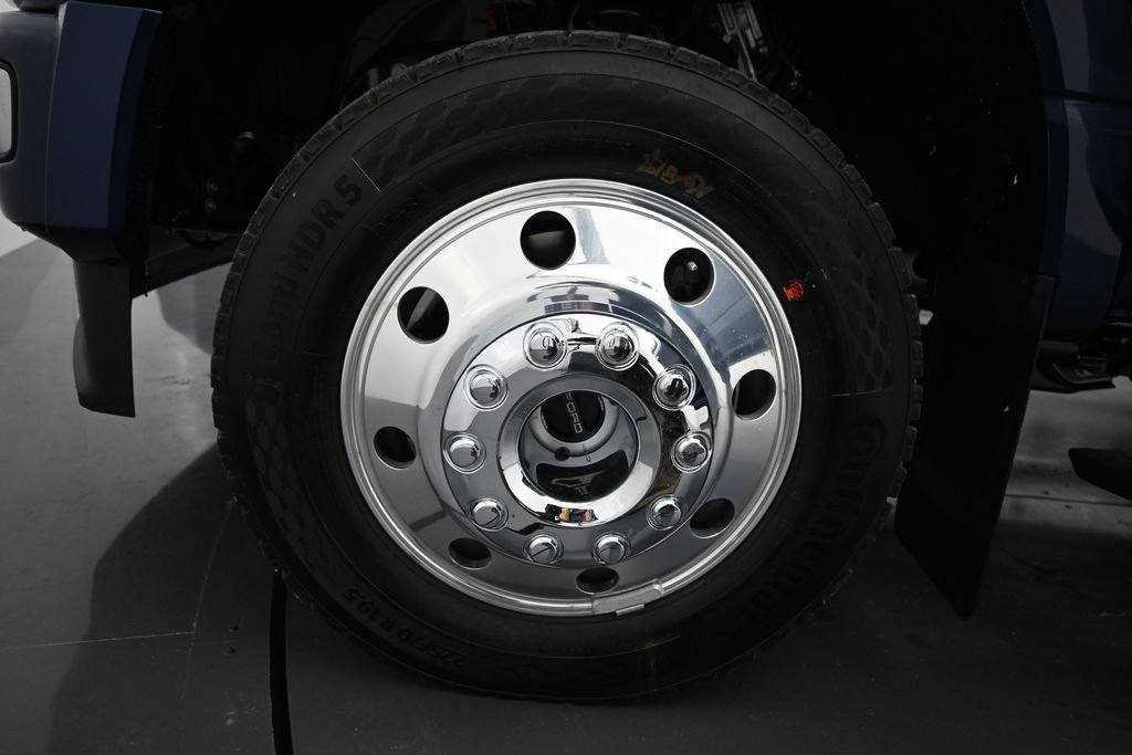 New 2027 Ford F450 Platinum w/ Platinum Plus Package AWD/4WD image 28