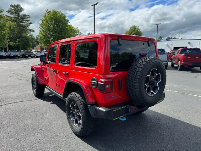 Used 2022 Jeep Wrangler Unlimited Rubicon 4xe AWD/4WD image 3