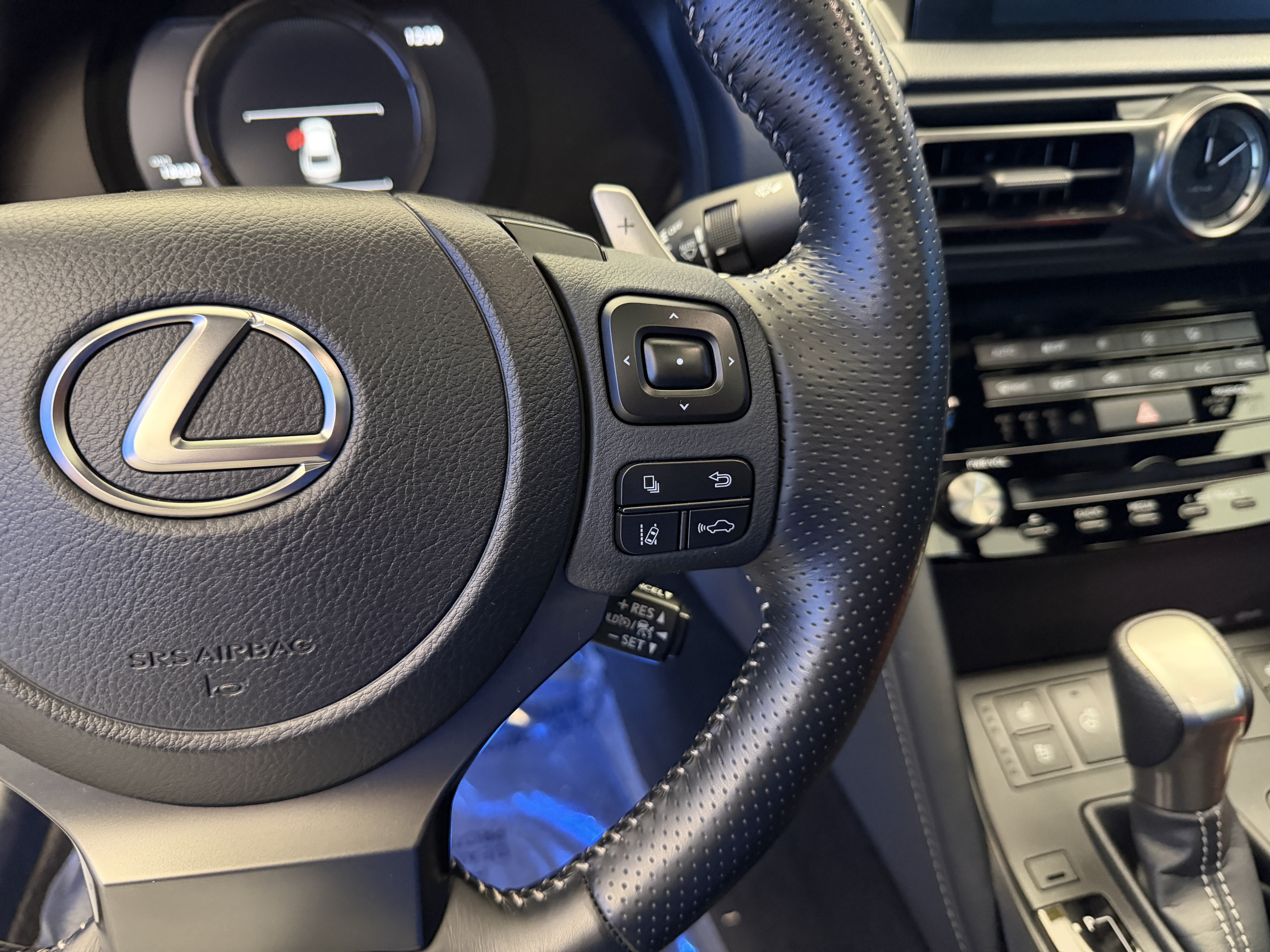 Used 2024 Lexus IS 350 F Sport w/ Memory Package RWD image 16