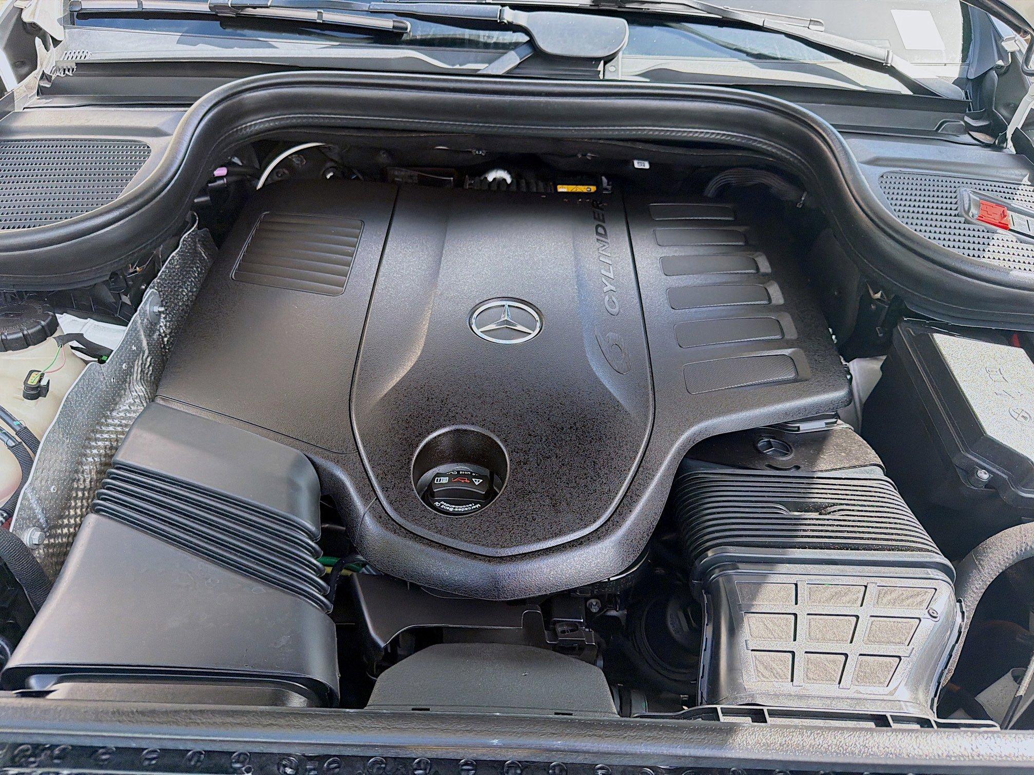 Used 2024 Mercedes-Benz GLE 450 4MATIC image 36