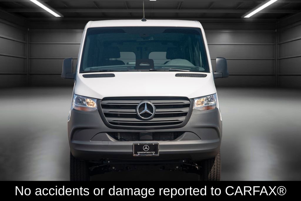 Used 2025 Mercedes-Benz Sprinter 144 Cargo video 2