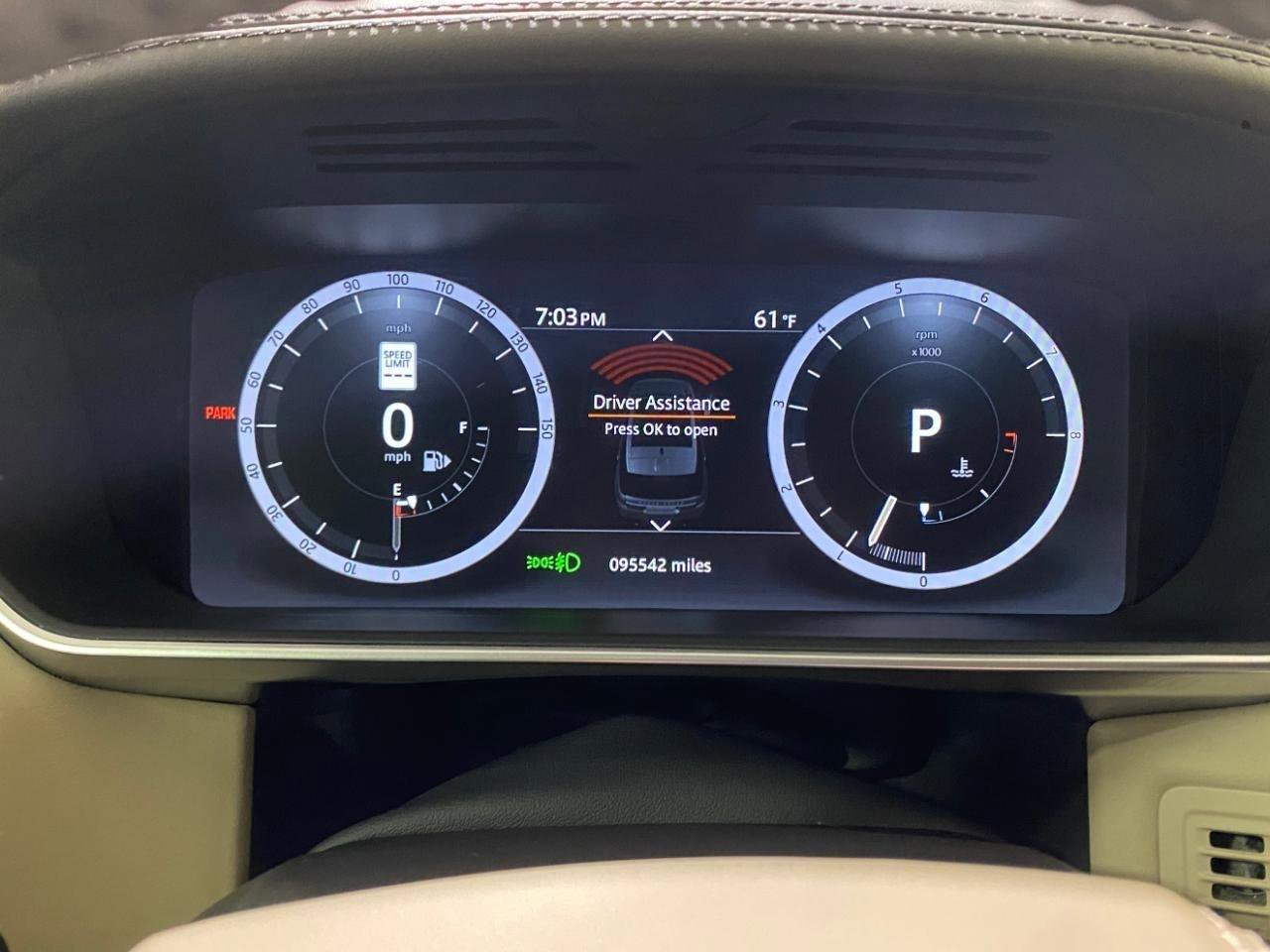 Used 2017 Land Rover Range Rover Sport HSE Dynamic image 24