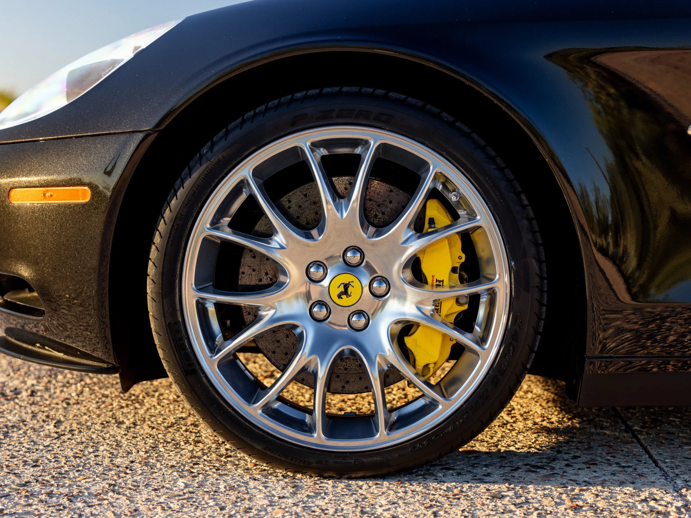 Used 2008 Ferrari 612 Scaglietti RWD image 32